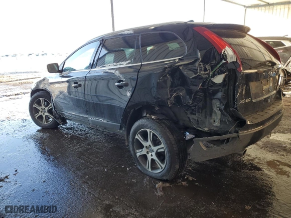 2013 Volvo XC60 T6 with VIN YV4902DZ5D2445725, listed as a Copart auction lot 41886585 with 96,094 mi miles and Salvage Title. Bid and sale history available at carsss.com. Image 2.