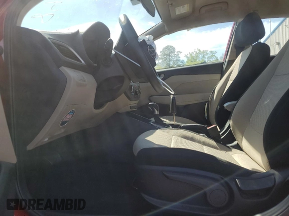 2022 Hyundai Accent SE with VIN 3KPC24A68NE180263, listed as a Copart auction lot 50977145 with 33,320 mi miles and Salvage Title. Bid and sale history available at DreamBid. Image 7.