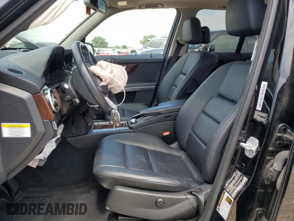 2014 Mercedes-Benz GLK 350 with VIN WDCGG5HBXEG191352, listed as a Copart auction lot 53067194 with 58,388 mi miles and Salvage Title. Bid and sale history available at DreamBid. Image 7.