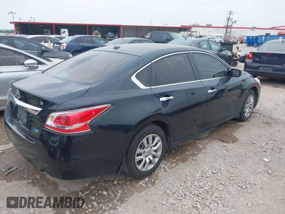 2014 Nissan Altima 2.5 S with VIN 1N4AL3AP7EN236735, listed as a IAAI auction lot 42079042 with 130,873 mi miles. Bid and sale history available at carsss.com. Image 4.