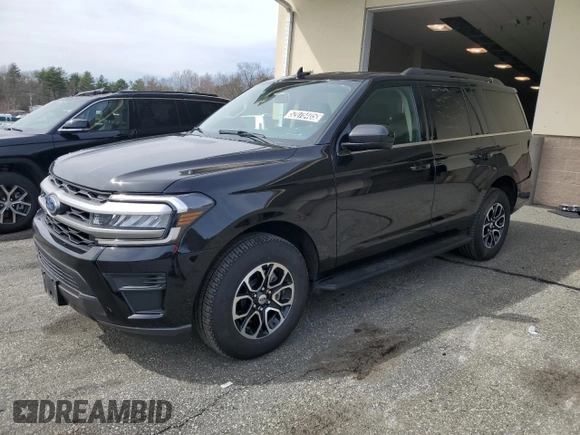 2024 Ford Expedition XLT with VIN 1FMJU1J85REA31775, listed as a Copart auction lot 52078405 with 35,854 mi miles and Clean Title. Bid and sale history available at carsss.com. Image 1.