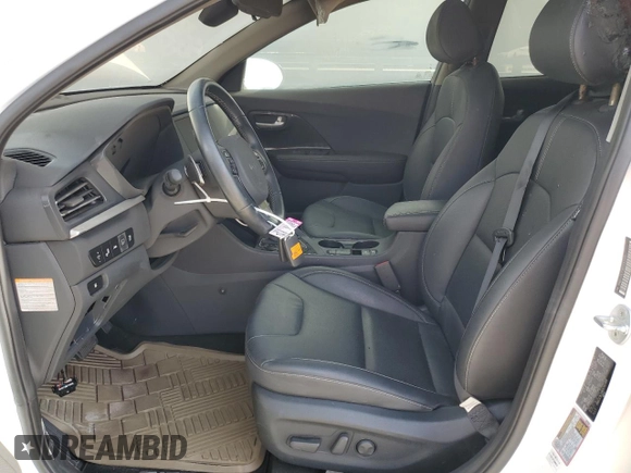 2022 Kia Niro Touring SE with VIN KNDCC3LC8N5532988, listed as a Copart auction lot 68853564 with 13,535 mi miles and Salvage Title. Bid and sale history available at carsss.com. Image 7.