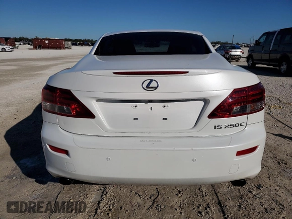 2013 Lexus IS 250 C z VIN JTHFF2C24D2527923, wystawiony jako Copart lot #82356464 z przebiegiem 55 593 mil mil oraz Szkoda całkowita • Salvage title. Historia ofert i sprzedaży dostępna na DreamBid. Obrazek 6.