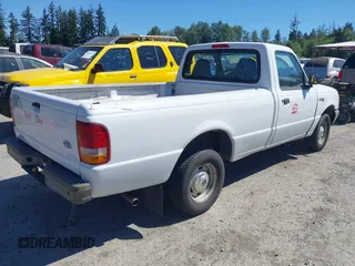 1997 Ford Ranger XLT z VIN 1FTCR10A3VUB26645, wystawiony jako IAAI lot #42644211 z przebiegiem 228 683 mil mil oraz . Historia ofert i sprzedaży dostępna na DreamBid. Obrazek 4.