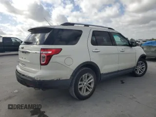 2012 Ford Explorer XLT with VIN 1FMHK7D80CGA30550, listed as a Copart auction lot 49775845 with 109,838 mi miles and Salvage Title. Bid and sale history available at DreamBid. Image 3.