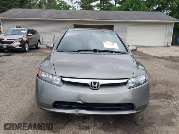 2008 Honda Civic LX z VIN 1HGFA16548L091849, wystawiony jako IAAI lot #42378104 z przebiegiem 74 981 mil mil oraz . Historia ofert i sprzedaży dostępna na DreamBid. Obrazek 13.
