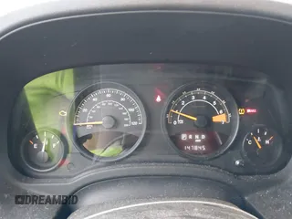 2016 Jeep Patriot Sport with VIN 1C4NJRBB6GD756036, listed as a IAAI auction lot 41910486 with 147,845 mi miles and . Bid and sale history available at carsss.com. Image 7.
