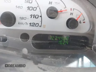 2004 Ford Explorer Sport Trac XLS z VIN 1FMZU77K64UB93602, wystawiony jako IAAI lot #42737380 z przebiegiem 224 488 mil mil oraz . Historia ofert i sprzedaży dostępna na DreamBid. Obrazek 7.