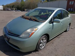 2007 Toyota Prius with VIN JTDKB20U377653926, listed as a IAAI auction lot 42175428 with 198,500 mi miles. Bid and sale history available at carsss.com. Image 2.
