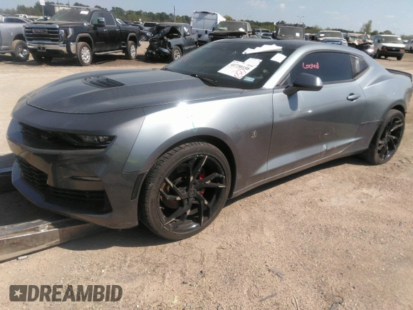 2020 Chevrolet Camaro 2SS with VIN 1G1FG1R71L0114890, listed as a IAAI auction lot 41730158 with 1 mi miles. Bid and sale history available at carsss.com. Image 2.