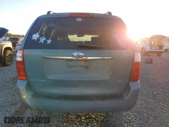 2006 Kia Sedona LX with VIN KNDMB233866017731, listed as a Copart auction lot 73367794 with 144,947 mi miles and Salvage Title. Bid and sale history available at carsss.com. Image 6.