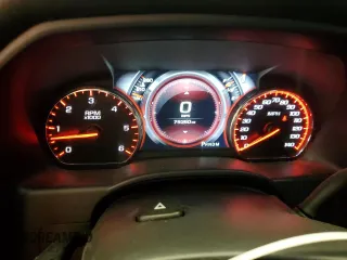 2015 GMC Sierra 1500 Denali z VIN 3GTU2WEC1FG475582, wystawiony jako Copart lot #55149415 z przebiegiem 79 350 mil mil oraz Czysty tytuł • Clean title. Historia ofert i sprzedaży dostępna na DreamBid. Obrazek 9.