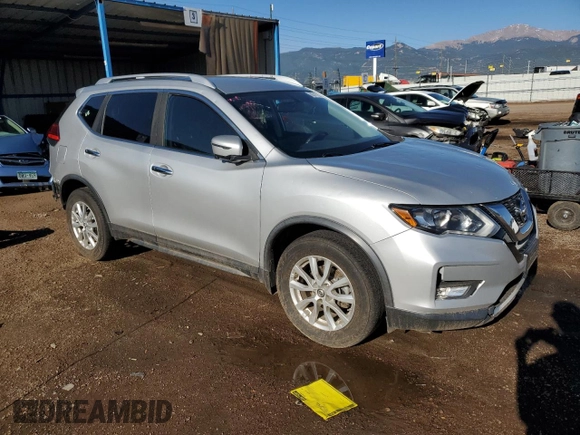 2017 Nissan Rogue SV with VIN KNMAT2MVXHP520321, listed as a Copart auction lot 60747285 with 88,293 mi miles and Salvage title. Bid and sale history available at DreamBid. Image 4.