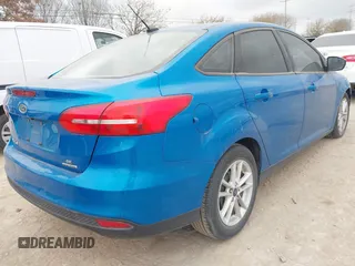 2016 Ford Focus SE z VIN 1FADP3F27GL395235, wystawiony jako IAAI lot #41707132 z przebiegiem 114 897 mil mil oraz . Historia ofert i sprzedaży dostępna na DreamBid. Obrazek 4.