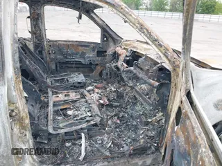2013 Chevrolet Tahoe LT с VIN 1GNSKBE08DR335104, выставлен на аукционе IAAI как лот 42060922 с пробегом Не указан миль и . История ставок и продаж доступна на DreamBid. Изображение 5.