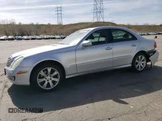 2009 Mercedes-Benz E 350 Luxury z VIN WDBUF87X09B423727, wystawiony jako Copart lot #53759525 z przebiegiem 161 555 mil mil oraz Czysty tytuł • Clean title. Historia ofert i sprzedaży dostępna na DreamBid. Obrazek 1.
