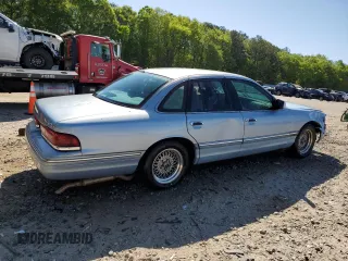 1997 Ford Crown Victoria LX z VIN 2FALP74W1VX218463, wystawiony jako Copart lot #52851045 z przebiegiem 236 098 mil mil oraz Szkoda całkowita • Salvage title. Historia ofert i sprzedaży dostępna na DreamBid. Obrazek 3.