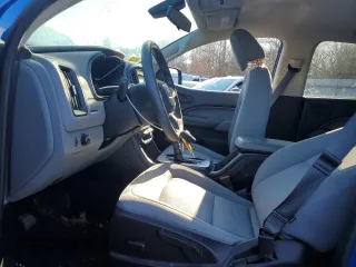 2019 GMC Canyon 2WD with VIN 1GTG5BEA3K1156561, listed as a Copart auction lot 42561105 with 51,797 mi miles and Salvage Title. Bid and sale history available at carsss.com. Image 7.