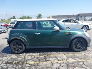 2013 MINI Hardtop with VIN WMWSU3C58DT545046, listed as a IAAI auction lot 42665896 with 60,973 mi miles and . Bid and sale history available at DreamBid. Image 13.