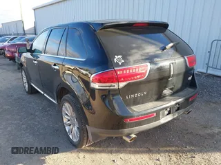 2012 Lincoln MKX with VIN 2LMDJ6JK0CBL02487, listed as a IAAI auction lot 41191697 with 164,653 mi miles. Bid and sale history available at carsss.com. Image 3.