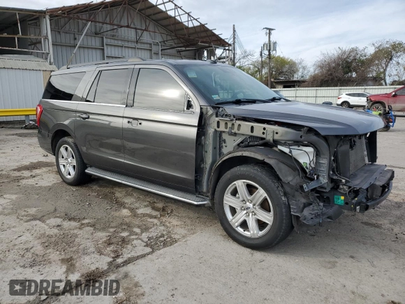 2020 Ford Expedition Max XLT with VIN 1FMJK1HT2LEA55667, listed as a Copart auction lot 88505295 with 73,132 mi miles and Salvage Title. Bid and sale history available at DreamBid. Image 4.