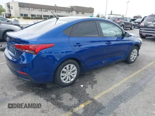 2021 Hyundai Accent SE z VIN 3KPC24A64ME132662, wystawiony jako IAAI lot #42203276 z przebiegiem 97 918 mil mil oraz . Historia ofert i sprzedaży dostępna na DreamBid. Obrazek 4.