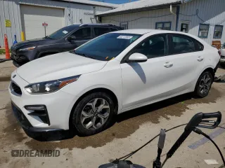 2021 Kia Forte LXS z VIN 3KPF24AD0ME360671, wystawiony jako Copart lot #56212885 z przebiegiem 84 205 mil mil oraz Szkoda całkowita • Salvage title. Historia ofert i sprzedaży dostępna na DreamBid. Obrazek 1.