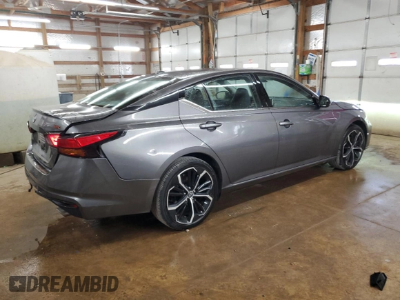 2024 Nissan Altima SR with VIN 1N4BL4CV6RN364153, listed as a Copart auction lot 62460595 with 34,367 mi miles and Clean title. Bid and sale history available at DreamBid. Image 3.