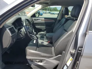 2018 Volkswagen Atlas SE z VIN 1V2DR2CA0JC586902, wystawiony jako Copart lot #54009405 z przebiegiem 87 656 mil mil oraz Szkoda całkowita • Salvage title. Historia ofert i sprzedaży dostępna na DreamBid. Obrazek 7.