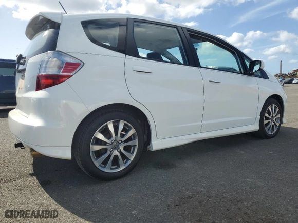 2013 Honda Fit Sport with VIN JHMGE8H57DC027939, listed as a Copart auction lot 47444335 with 119,294 mi miles and Clean Title. Bid and sale history available at carsss.com. Image 3.