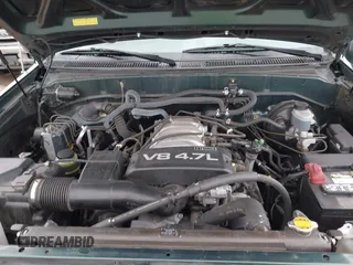 2002 Toyota Sequoia SR5 with VIN 5TDZT34A72S064135, listed as a IAAI auction lot 42052020 with 184,623 mi miles and . Bid and sale history available at DreamBid. Image 6.