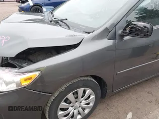 2013 Toyota Corolla L with VIN 2T1BU4EEXDC934686, listed as a IAAI auction lot 42074981 with 167,577 mi miles. Bid and sale history available at carsss.com. Image 21.