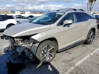 2019 Lexus RX 350L Premium z VIN JTJGZKCAXK2012648, wystawiony jako Copart lot #44417555 z przebiegiem 27 464 mil mil oraz Szkody całkowita. Historia ofert i sprzedaży dostępna na DreamBid. Obrazek 1.