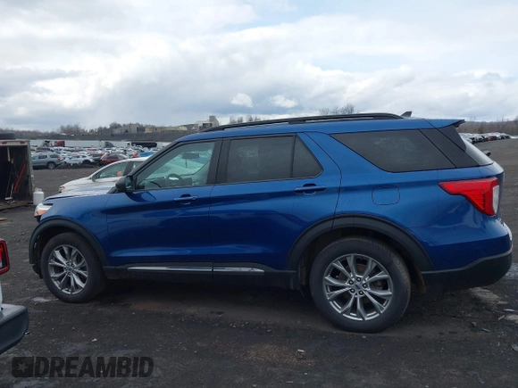 2021 Ford Explorer XLT with VIN 1FMSK8DH7MGA32857, listed as a IAAI auction lot 41877424 with 77,793 mi miles. Bid and sale history available at carsss.com. Image 14.