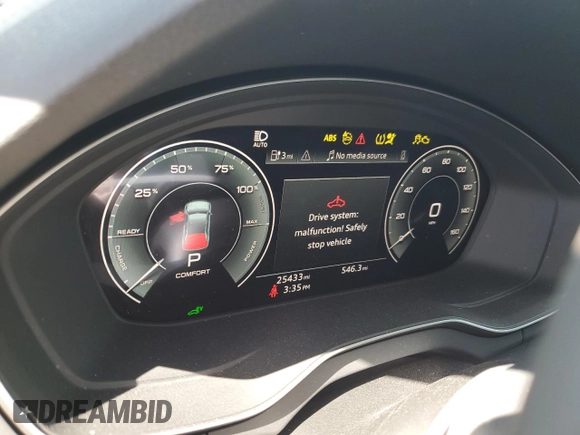2024 Audi Q5 S line Premium Plus with VIN WA1E2AFY7R2069394, listed as a Copart auction lot 58247535 with 25,433 mi miles and Salvage title. Bid and sale history available at DreamBid. Image 9.