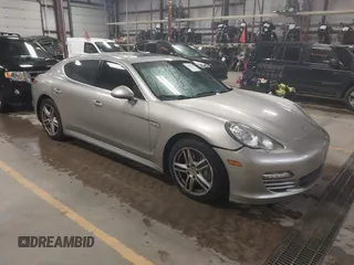 2012 Porsche Panamera S z VIN WP0AB2A71CL060068, wystawiony jako IAAI lot #42309742 z przebiegiem 93 334 mil mil oraz . Historia ofert i sprzedaży dostępna na DreamBid. Obrazek 1.