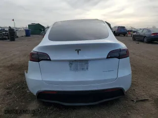 2022 Tesla Model Y Long Range with VIN 7SAYGAEE1NF540574, listed as a Copart auction lot 49001125 with 40,806 mi miles and Salvage Title. Bid and sale history available at carsss.com. Image 6.