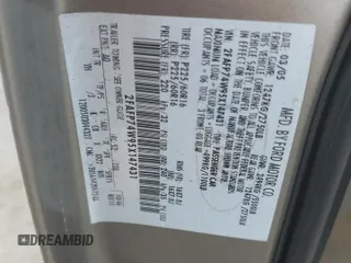 2005 Ford Crown Victoria LX z VIN 2FAFP74W95X147431, wystawiony jako Copart lot #73487374 z przebiegiem 203 107 mil mil oraz Nie do naprawy • Non repairable. Historia ofert i sprzedaży dostępna na DreamBid. Obrazek 12.