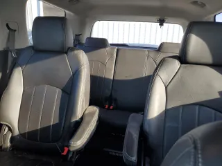 2016 GMC Acadia Denali z VIN 1GKKVTKDXGJ343287, wystawiony jako Copart lot #48908675 z przebiegiem 139 281 mil mil oraz Szkoda całkowita • Salvage title. Historia ofert i sprzedaży dostępna na DreamBid. Obrazek 10.