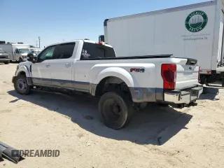 2021 Ford F-450 XL with VIN 1FT8W4DTXMED30296, listed as a Copart auction lot 58483974 with 25,593 mi miles and Salvage Title. Bid and sale history available at carsss.com. Image 3.