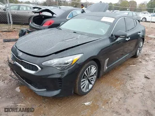 2019 Kia Stinger Premium with VIN KNAE25LAXK6059586, listed as a IAAI auction lot 40913071 with 48,511 mi miles. Bid and sale history available at carsss.com. Image 17.
