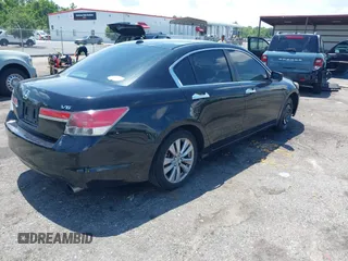2011 Honda Accord EX-L с VIN 1HGCP3F88BA032555, выставлен на аукционе IAAI как лот 42556674 с пробегом 201 065 миль миль и . История ставок и продаж доступна на DreamBid. Изображение 4.