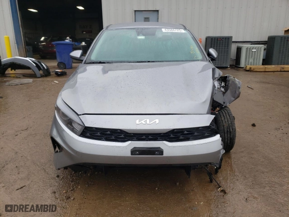 2024 Kia Forte LXS with VIN 3KPF24AD6RE816101, listed as a Copart auction lot 43588725 with 7,218 mi miles and Salvage Title. Bid and sale history available at carsss.com. Image 5.