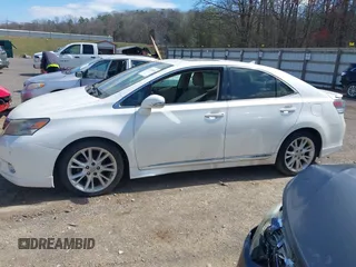 2010 Lexus HS 250h z VIN JTHBB1BAXA2019903, wystawiony jako IAAI lot #41712038 z przebiegiem 224 733 mil mil oraz . Historia ofert i sprzedaży dostępna na DreamBid. Obrazek 14.