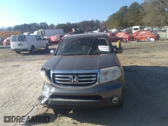 2013 Honda Pilot EX-L with VIN 5FNYF4H51DB010598, listed as a IAAI auction lot 41719076 with 239,853 mi miles. Bid and sale history available at carsss.com. Image 12.