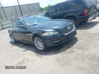 2013 Jaguar XJ with VIN SAJWA1C77D8V44610, listed as a IAAI auction lot 42150382 with Not Provided miles and . Bid and sale history available at DreamBid. Image 1.