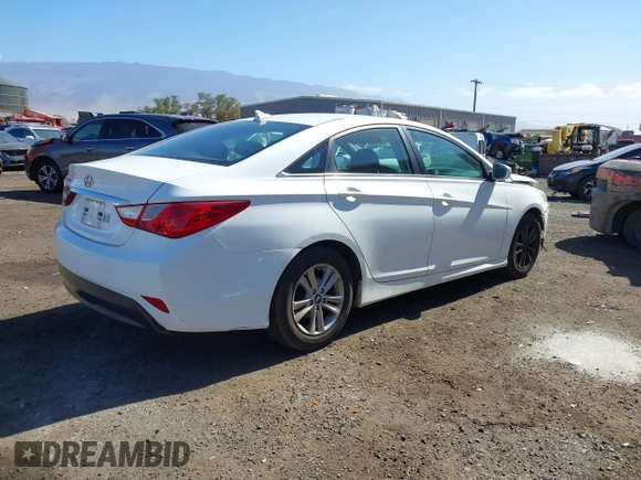 2014 Hyundai Sonata GLS with VIN 5NPEB4AC7EH847186, listed as a IAAI auction lot 41071947 with Not Provided miles and . Bid and sale history available at carsss.com. Image 4.
