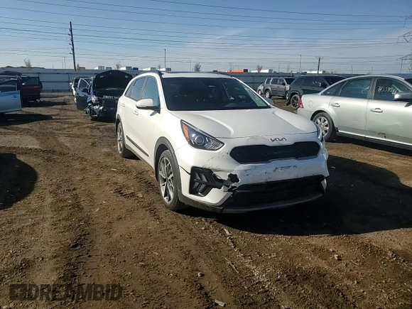 2022 Kia Niro Touring SE with VIN KNDCC3LC7N5518757, listed as a Copart auction lot 77995554 with 28,842 mi miles and Salvage Title. Bid and sale history available at carsss.com. Image 10.