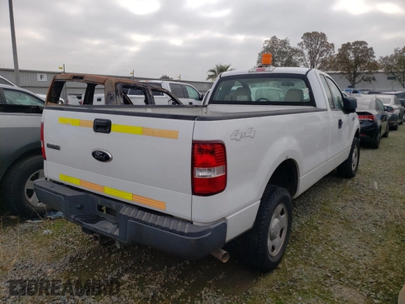 2008 Ford F-150 XL with VIN 1FTRF14WX8KE32914, listed as a Copart auction lot 83001354 with 162,464 mi miles and Clean Title. Bid and sale history available at carsss.com. Image 3.