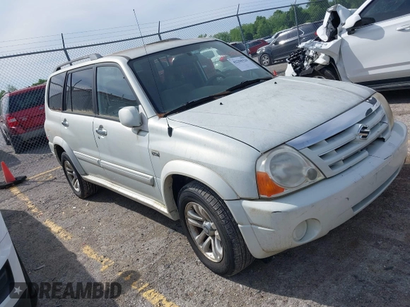 2005 Suzuki XL7 LX with VIN JS3TX92VX54108021, listed as a IAAI auction lot 42250329 with 152,013 mi miles and . Bid and sale history available at DreamBid. Image 1.